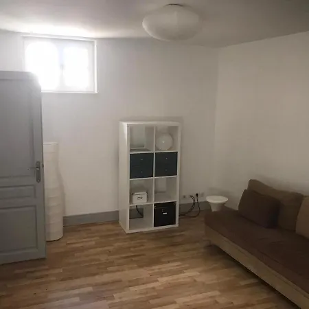 Charmant 2p Au Coeur De Apartamento